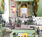 Bed net clamp machinery equipment