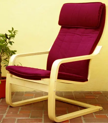 Leisure Lounge Chair with Red Back  07