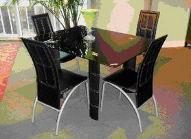 黑色现代餐桌椅