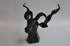 M10093哑黑雕像
