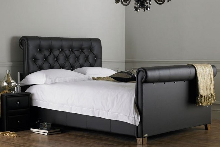 upholstered bed床