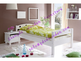 Modern European Style Pine Wooden Sofa Bed