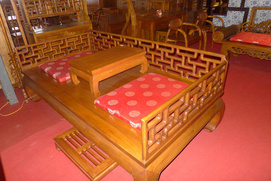 Solid Wood Antique Classical Bed 01