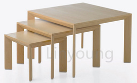 Nesting table