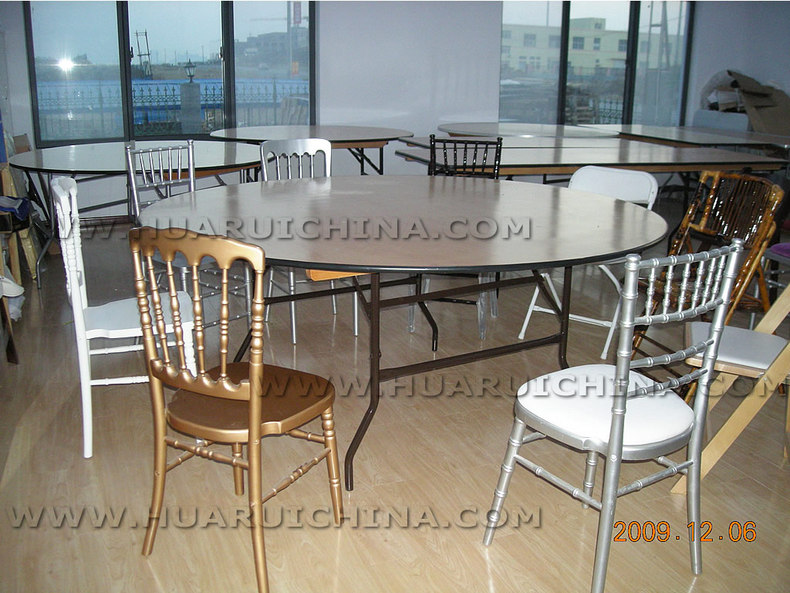 DModern Appearance and solid wood Material folding table cheap dining room furniture