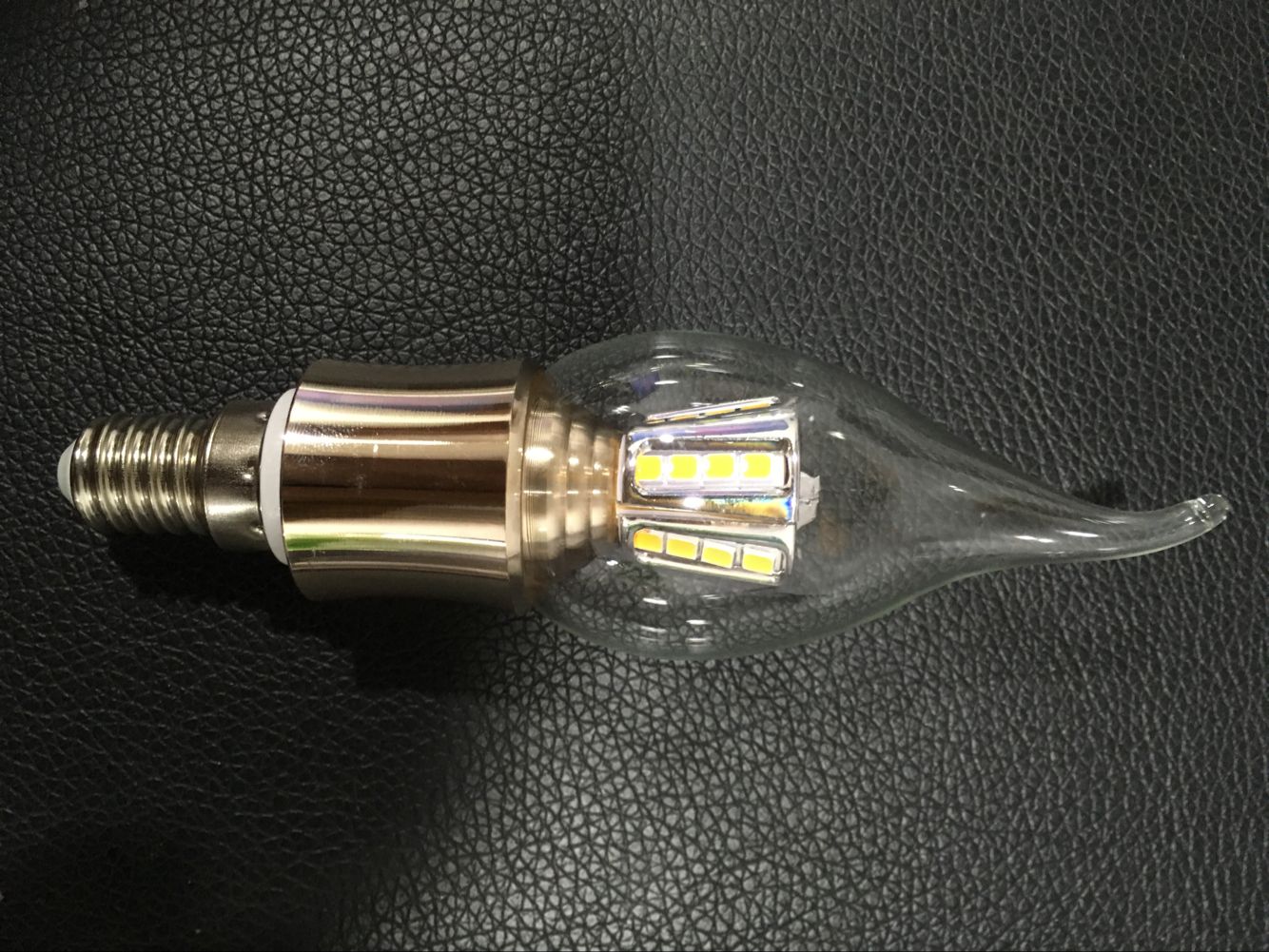 LED蜡烛泡