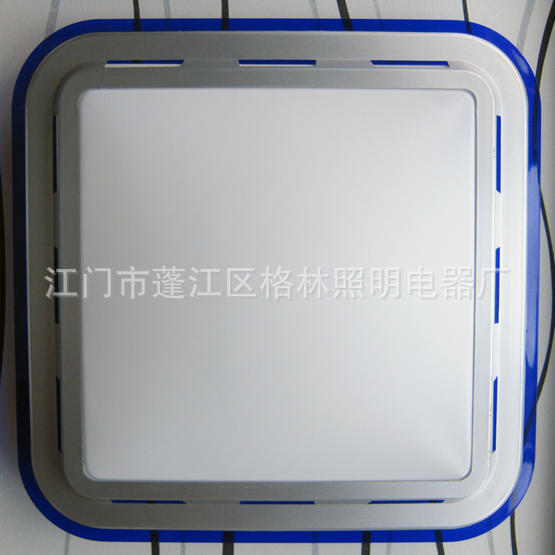 吸顶灯