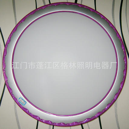 吸顶灯