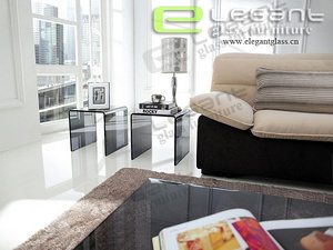 Bend Glass Nesting Table