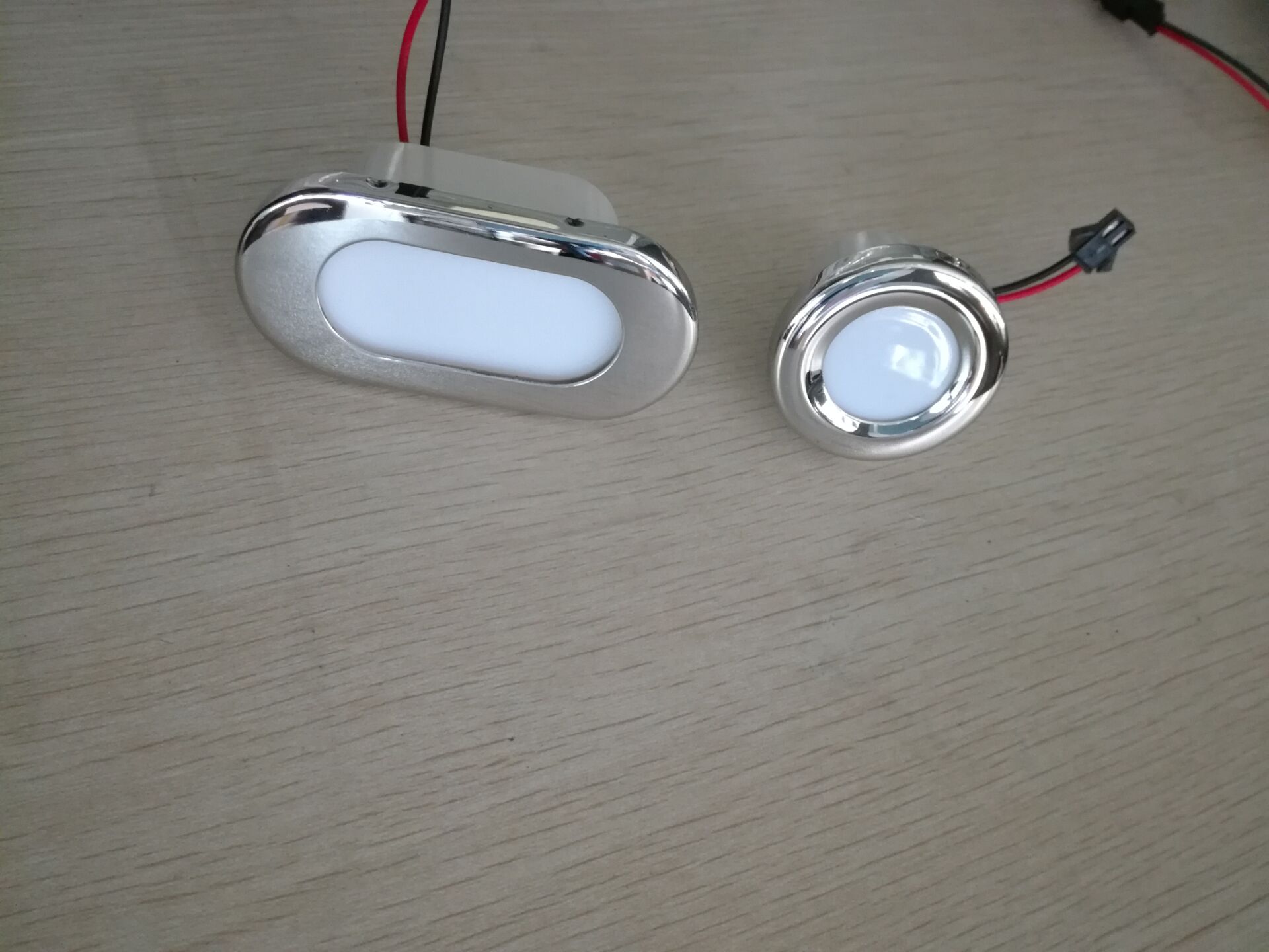 楼梯灯