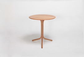 Piuma Round Cafe Table