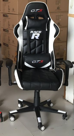 F95 Gaming Chair