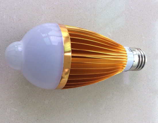 现代简约3W、5W、7W、LED智能照明球泡灯