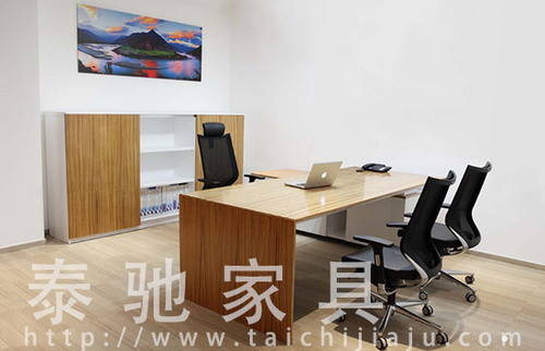 泰驰家具现代款桌组