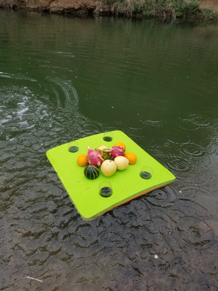水上浮桌