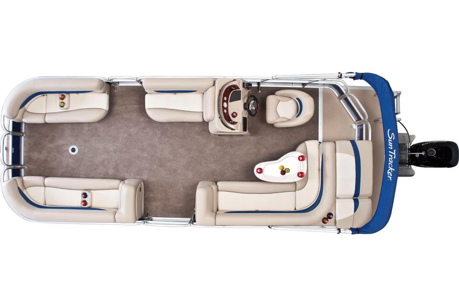 Sun Tracker-Signature Pontoons