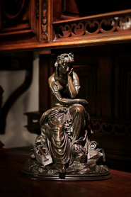 法国19世纪新古典主义缪斯女神铜雕像