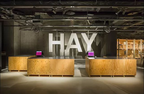 HAY 在东京开了一家临时门店，所有东西都可以快速转移
