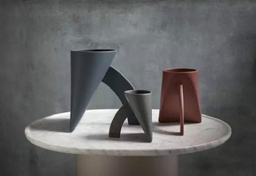 陶瓷品牌 CEDIT – Ceramiche d’italia 新推出三种尺寸的花瓶