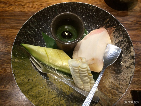 雪花锅 沙拉水果碟 火锅