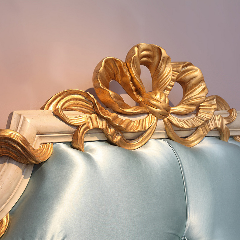 Princess bed with gold foil streamers