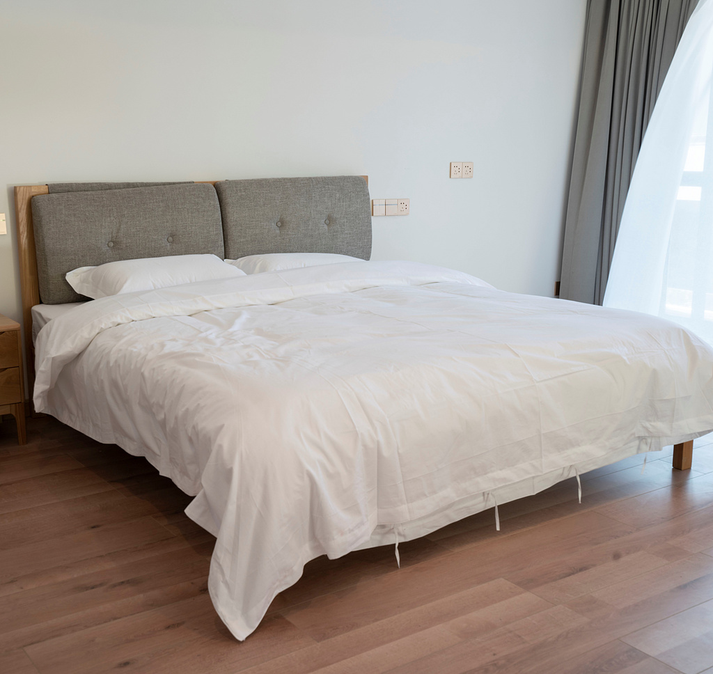 5米1.8米主卧室双人软靠背实木婚床