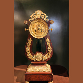 欧洲新古典主义竖琴式座钟
