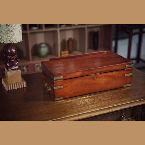 1830年英国制红木随身写字箱