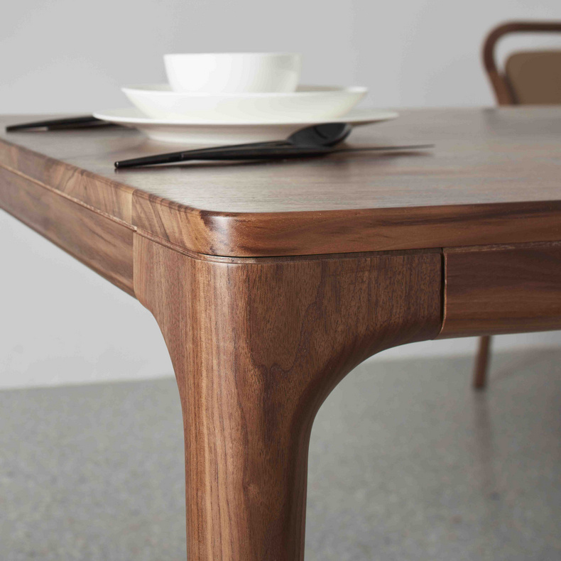 Yunrun dining table