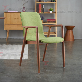 北欧实木椅子现代简约餐椅书桌咖啡椅 创意布艺靠背椅