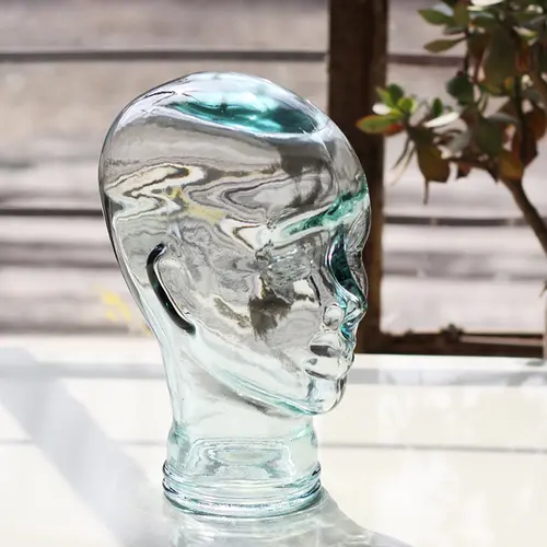 Spain, glass heads, props