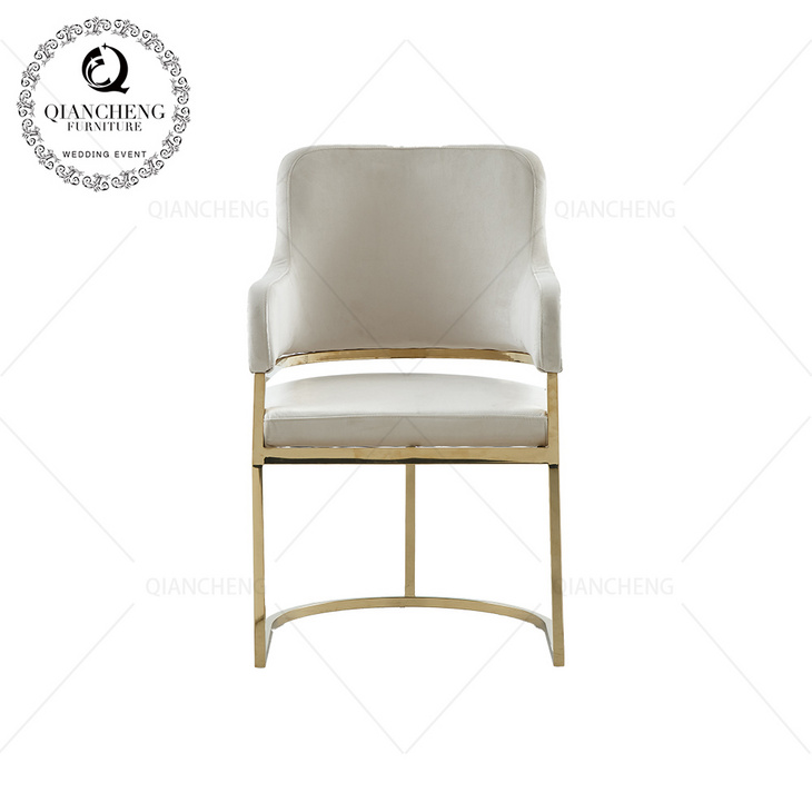 luxury golden color fabric cover dining chair with arm for hotel椅