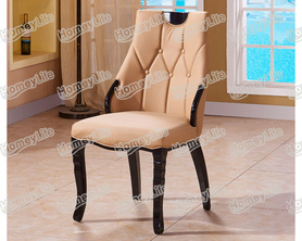 PC Cusion Dining Chair椅子