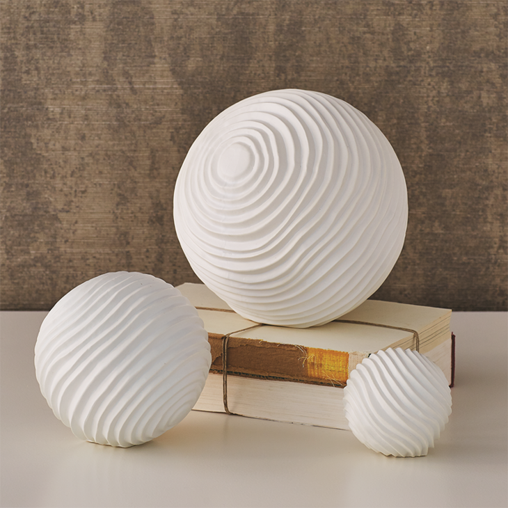 哑白色切割陶瓷球体 Carved Sphere-Matte White