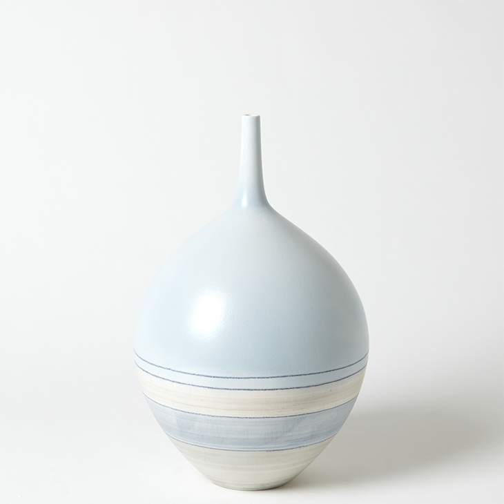 粉蓝色横纹陶瓷花瓶 Horizontal Striation Vase-Pastel Blue