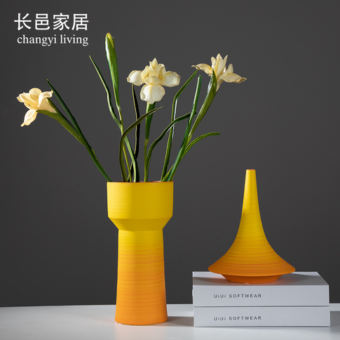 Modern minimalist model house gradient hand-made vase