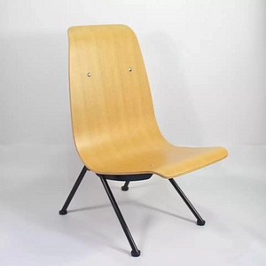 Curved wood lounge chair弯曲木休闲椅经典设计大师款洽谈会所