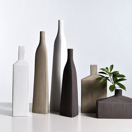 Ceramic flower vase