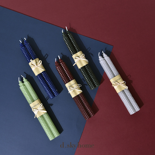 Odorless beeswax candle