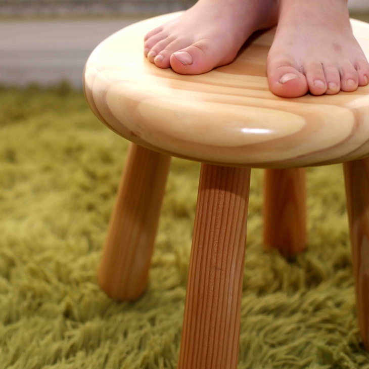 实木小凳子矮凳家用简约原木创意木凳换鞋凳客厅板凳小圆凳椅子