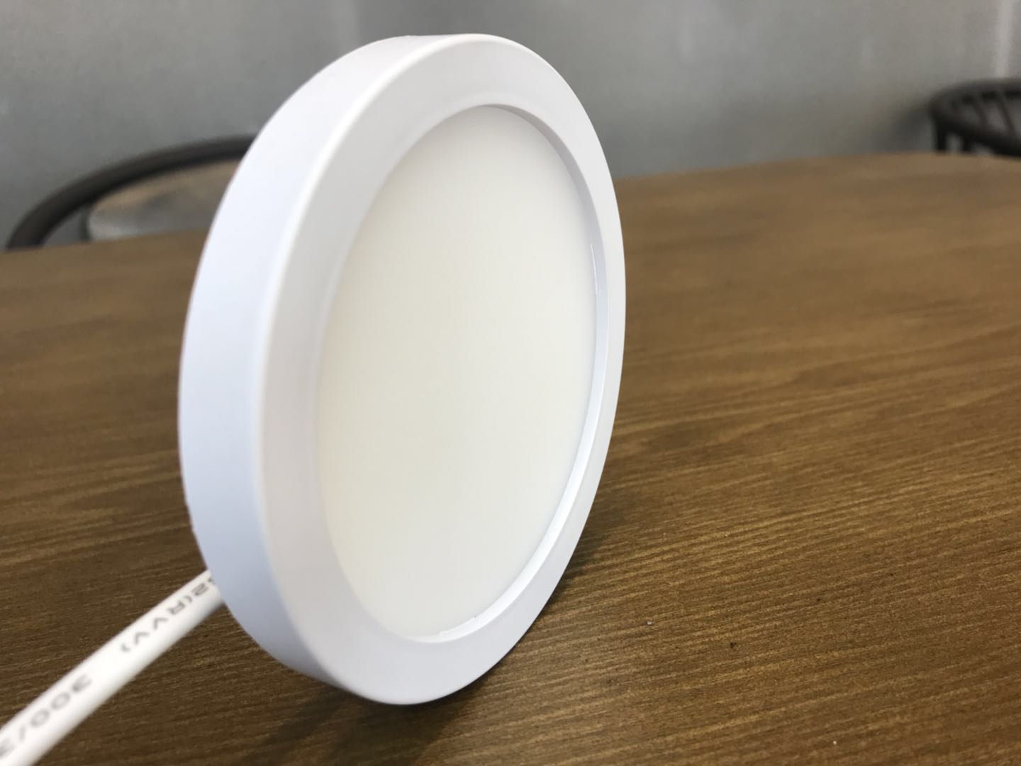家用照明led面板灯轻薄圆形飞碟灯卧室明装筒灯超亮新型碟板灯