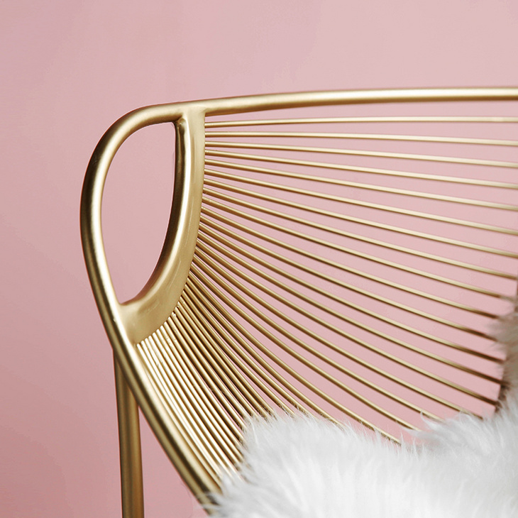 涵客家居丨轻奢网红椅子 铁艺镂空设计 客厅整装 金色邦妮 单人椅