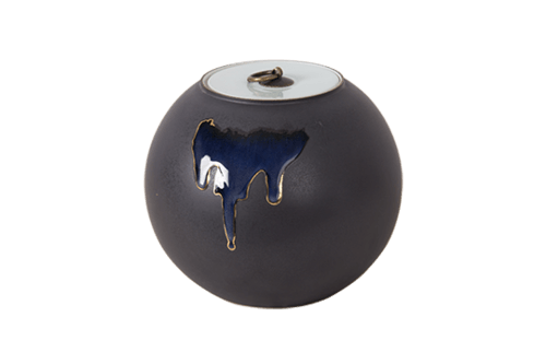 Black glaze gilt tea pot with full moon