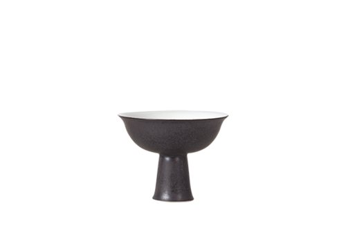 黑釉细高足杯