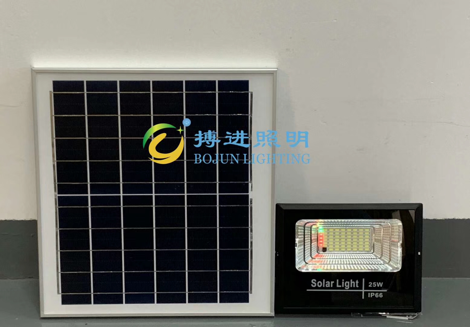 太阳能户外家用庭院灯防水照明投光灯
