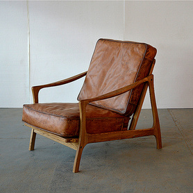 真皮实木框架休闲沙发椅