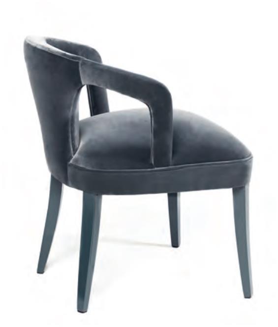 MARY Q CHAIR