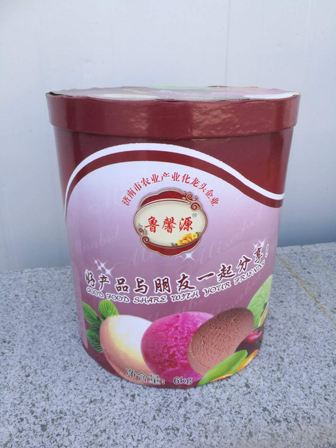 桶装冰淇淋