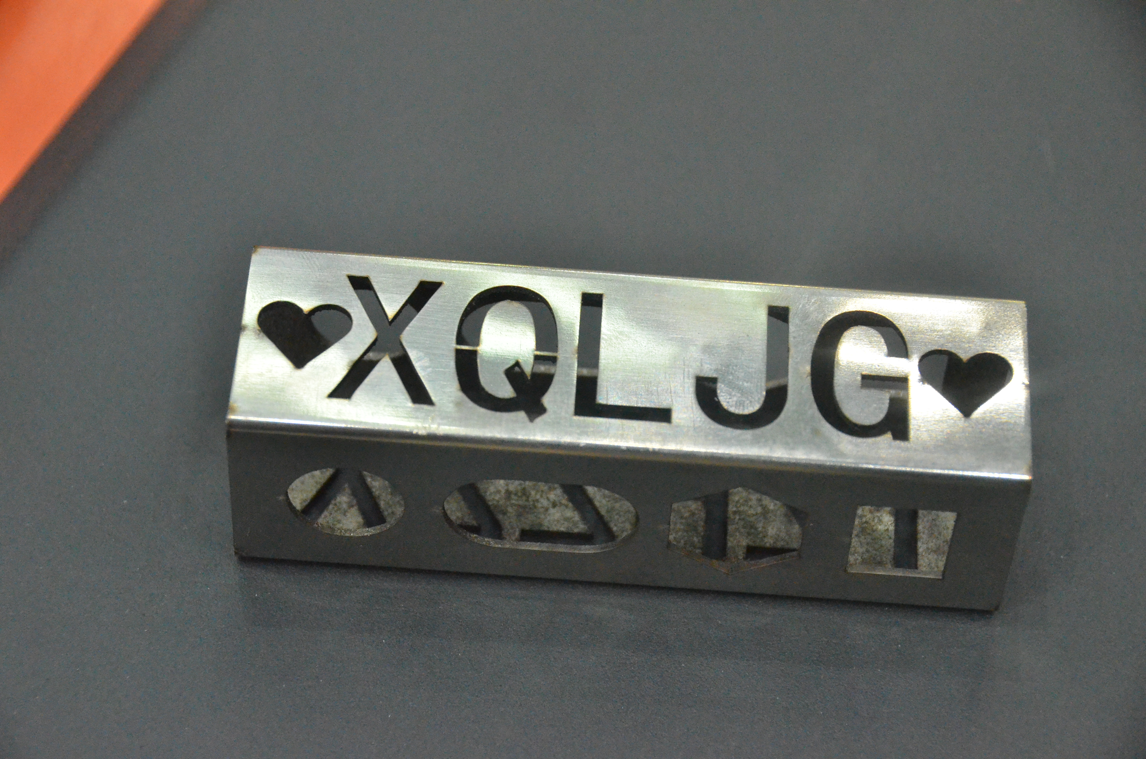 X3015GAE板管一体化光纤激光切割机