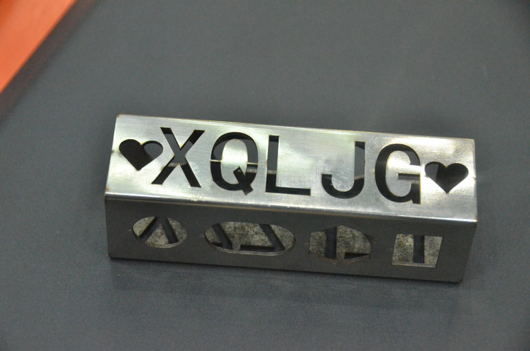 X3015GAE板管一体化光纤激光切割机